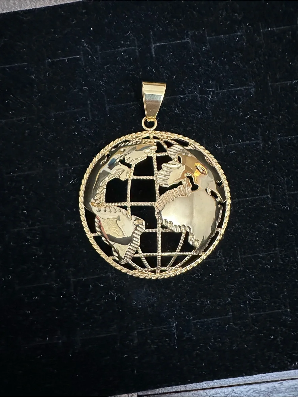 New Gold stainless steel Globe Pendant charm - 58.2 grams